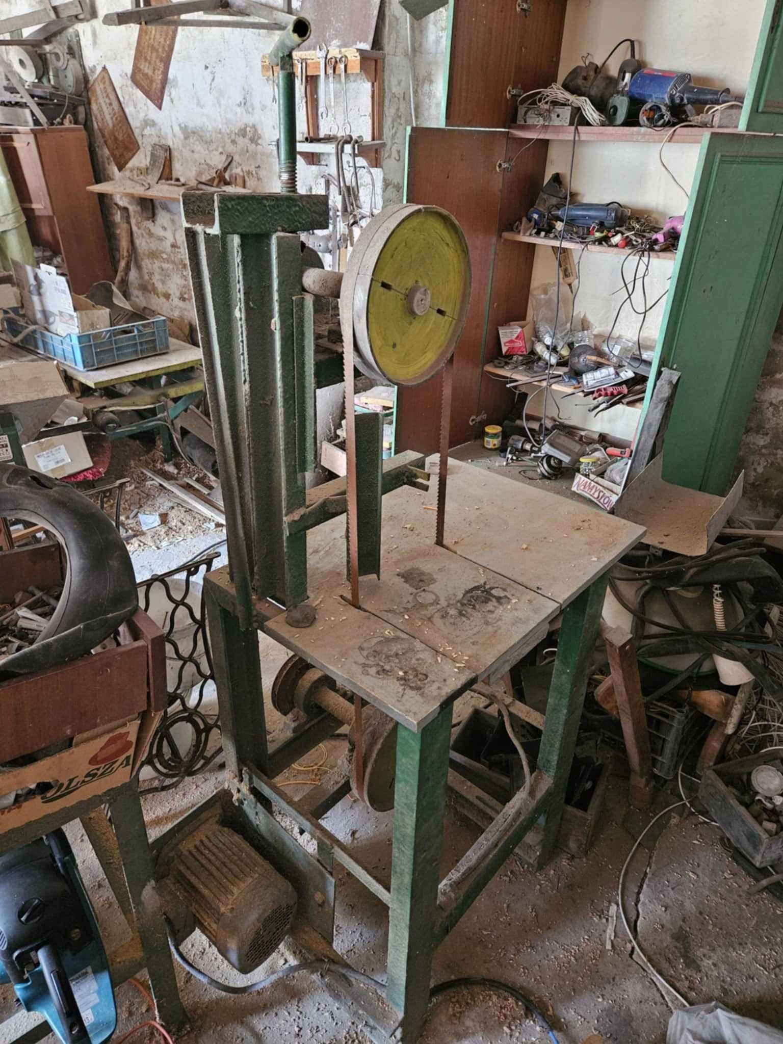 Maszyny stolarskie tokarka szlifierka taśmowa heblarka wiertarka stoł