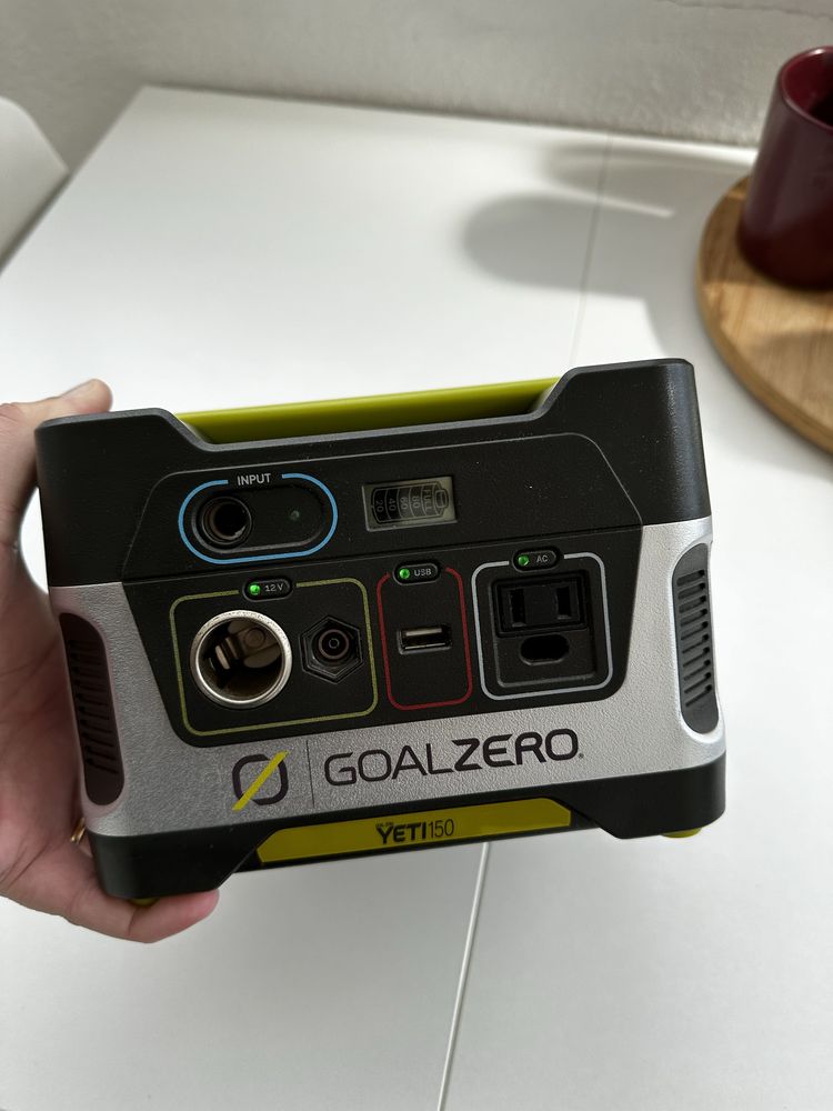 Gerador e placa solar GoalZero Yeti 150