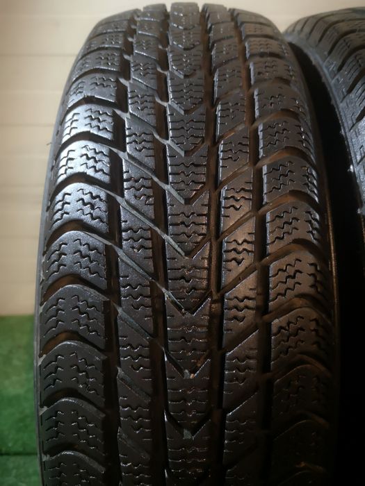 Opony zimowe Kumho Kw 155 70r13
