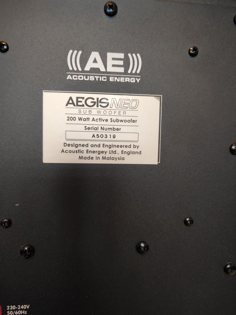 Subwoofer aktywny Firmy Acoustic Energy ,200W
