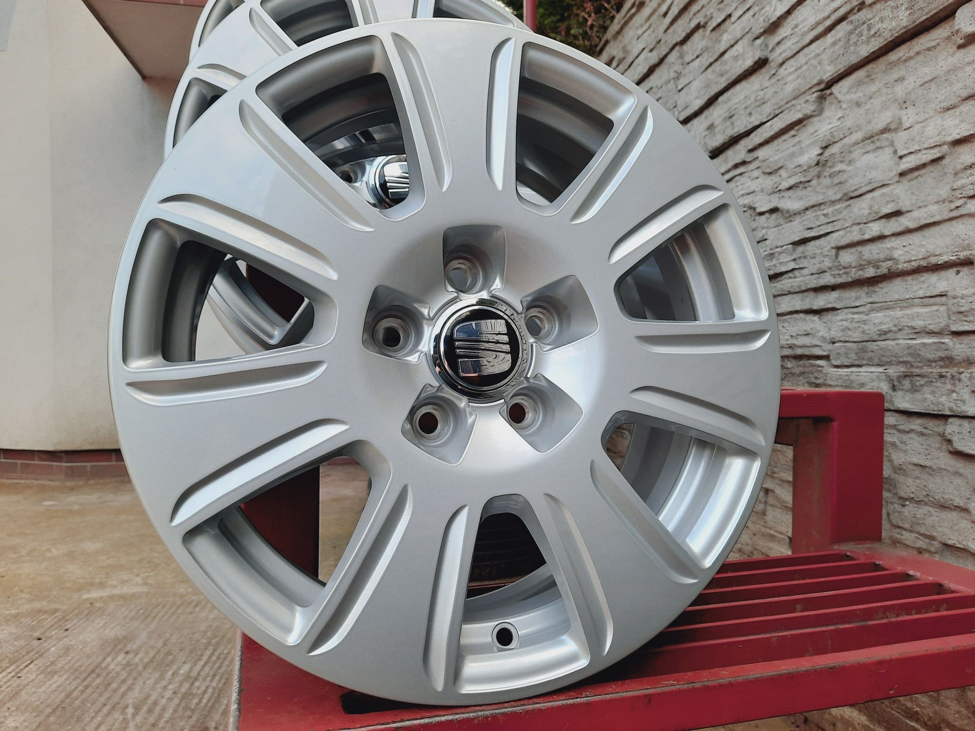 Alufelgi NOWE SEAT 16' 5x112 Leon Exeo Altea Toledo Freetrack Ateca