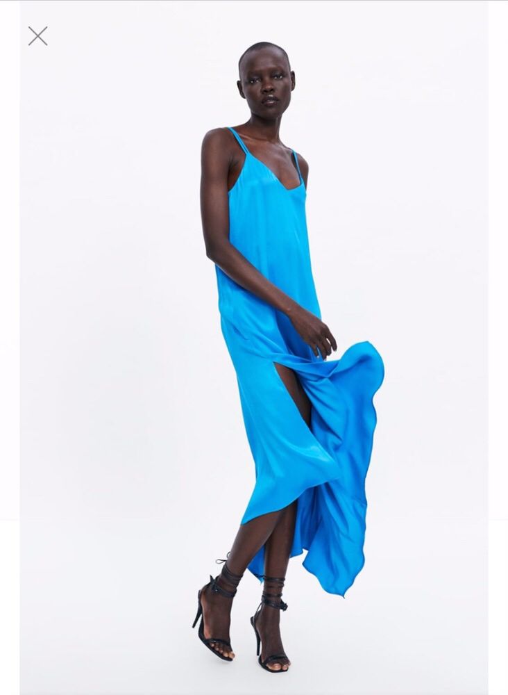 Плаття Zara з блакитно срібної тканини