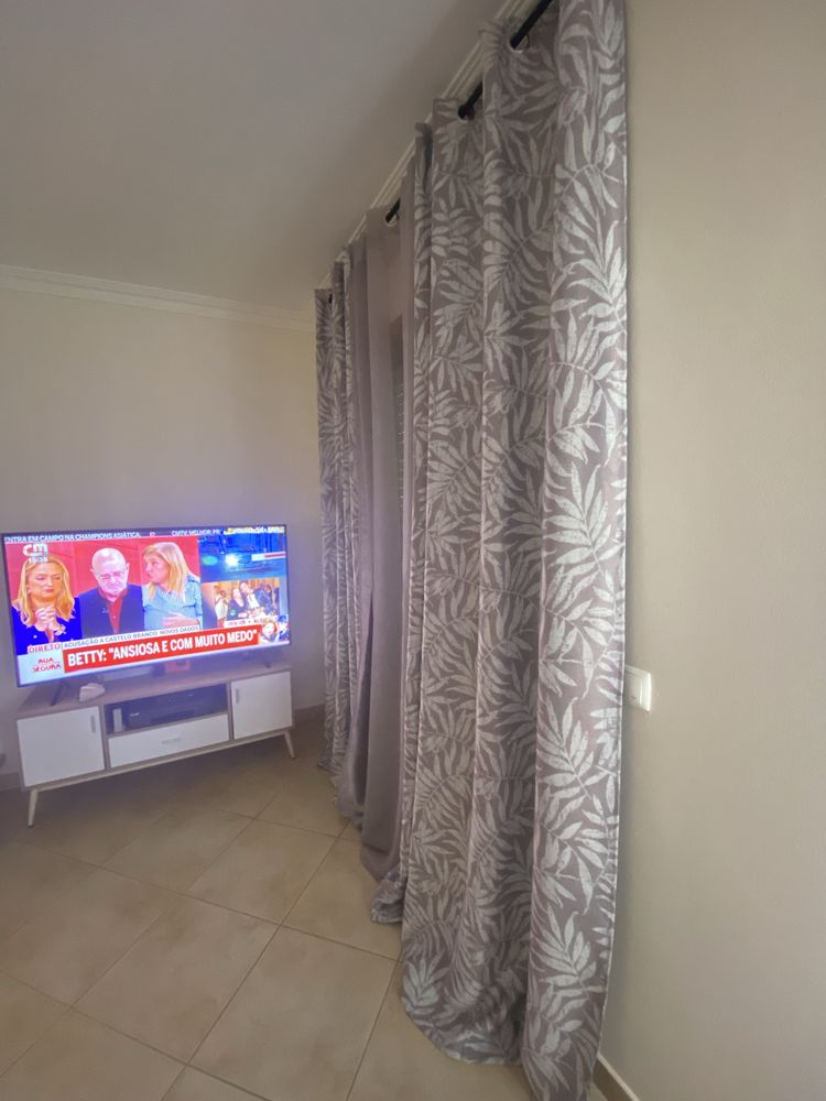 3-Cortinados de Sala+1-Varão