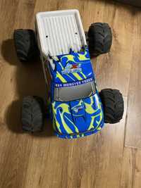 Samochod spalinowy monstertruck 4x4 Reely