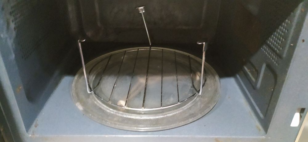 Микроволновая печь