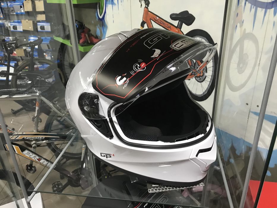 Capacetes CMS Novos em Caixa