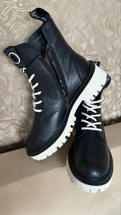 Продам зимние кожаные ботинки