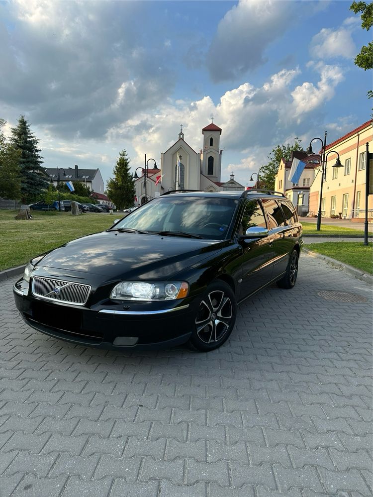 Volvo V70 2.4 D5 163km Automat Webasto Navi Klima ZAMIANA
