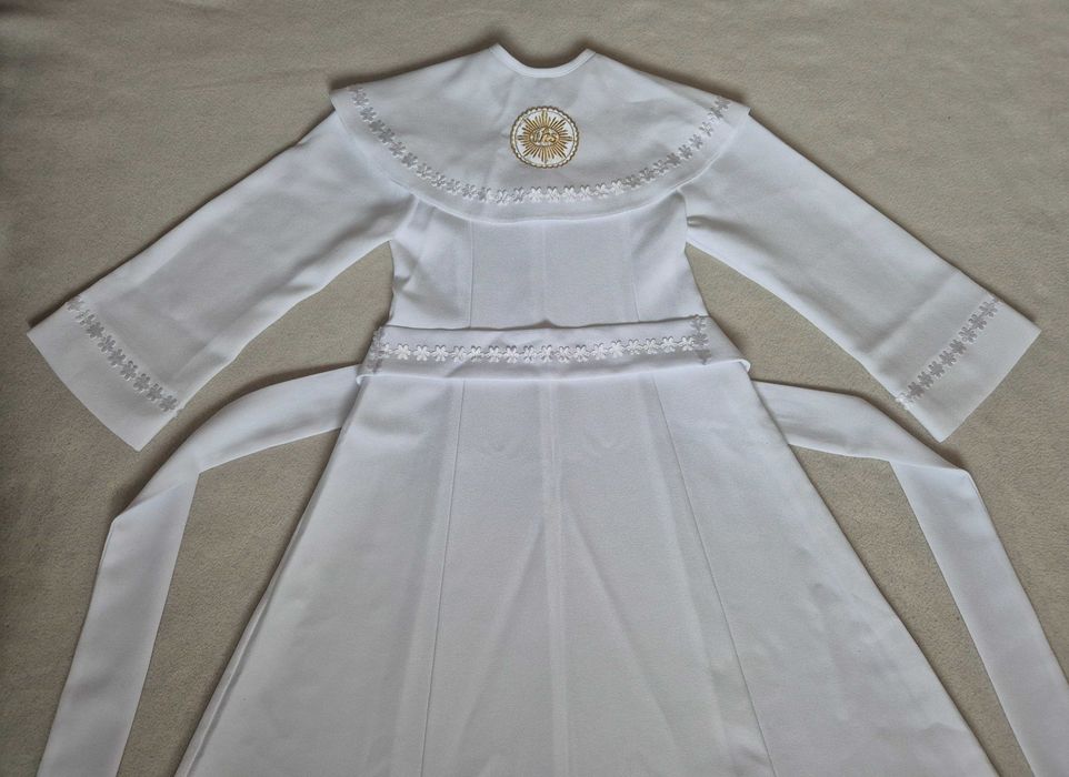 Alba komunijna dla dziewczynki