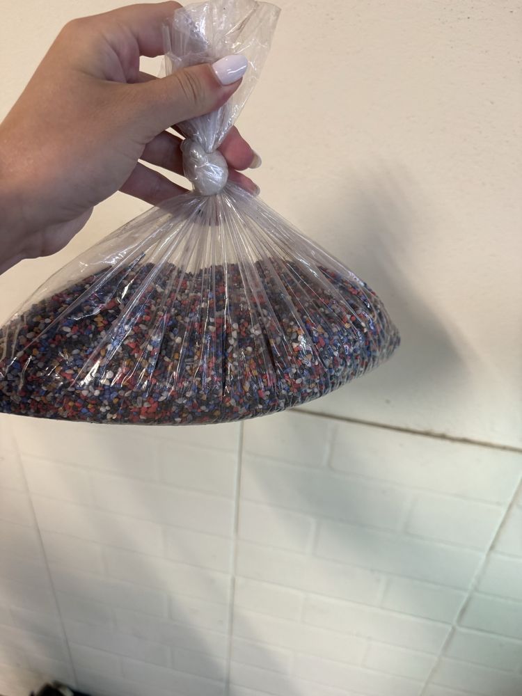 Aquário com armário e peças