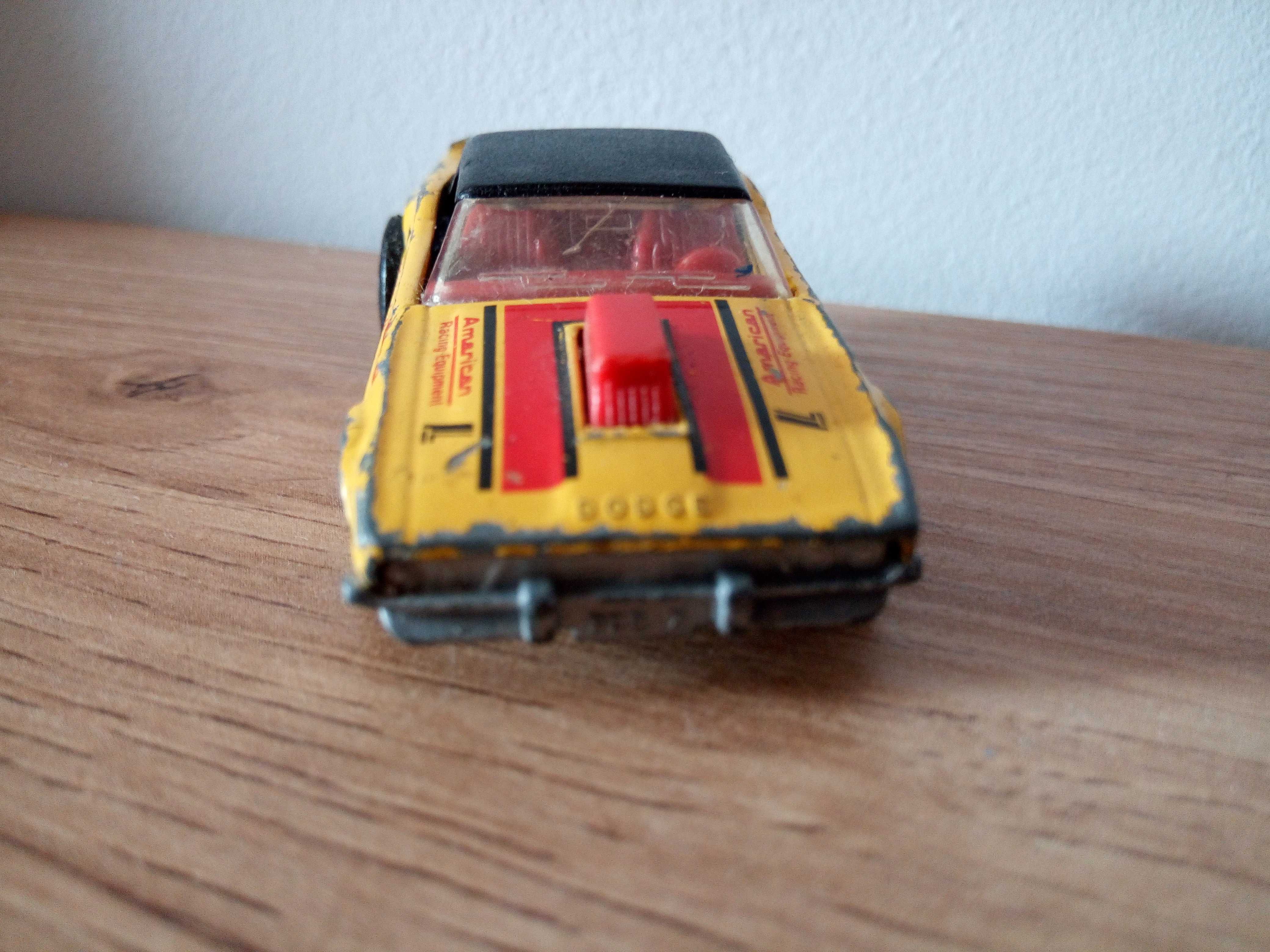 Matchbox Dodge model z epoki