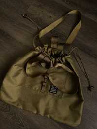 Стильна жіноча сумка шопер UO Corduroy Pocket Oversized