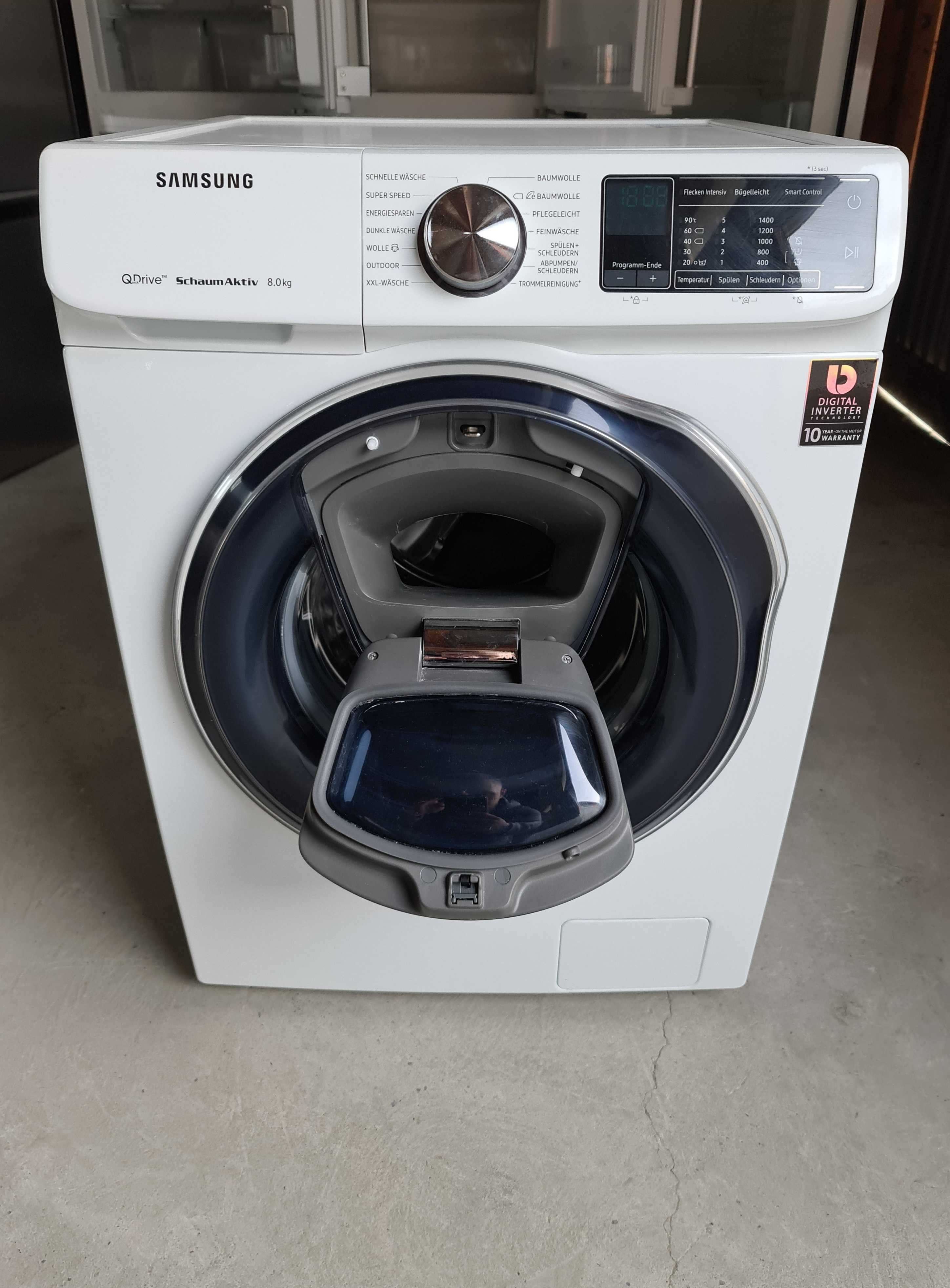 Пральна/стиральная/ машина SAMSUNG QuickDrive™ 8 KG / WW81M642OPW