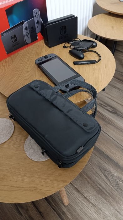 Nintendo switch gray V2/K€FIR/