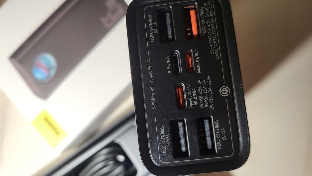 Нові PowerBank Baseus 30000 mah 65W Amblight Павербанк із швидкою заря