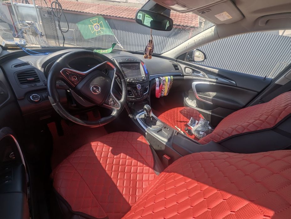 Опель інсігнія 2.0 універсал