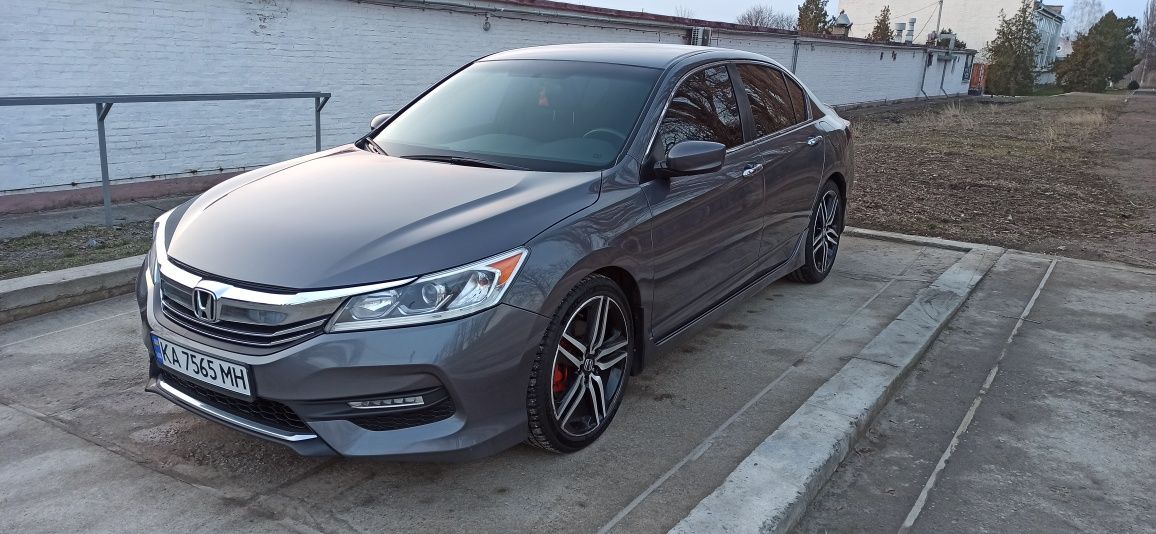 Honda accord sport 2.4 Vtek