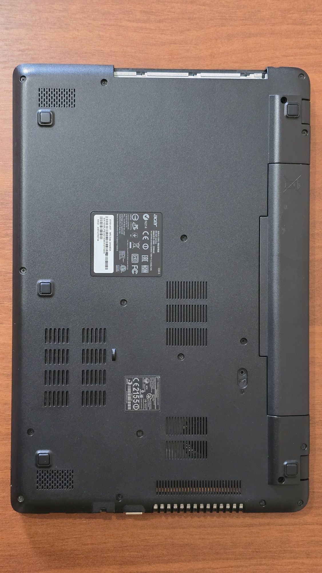 Продам ноутбук Aser в идеале. AMD 4ядр, 8 GB опер., SSD 120 + HDD 500