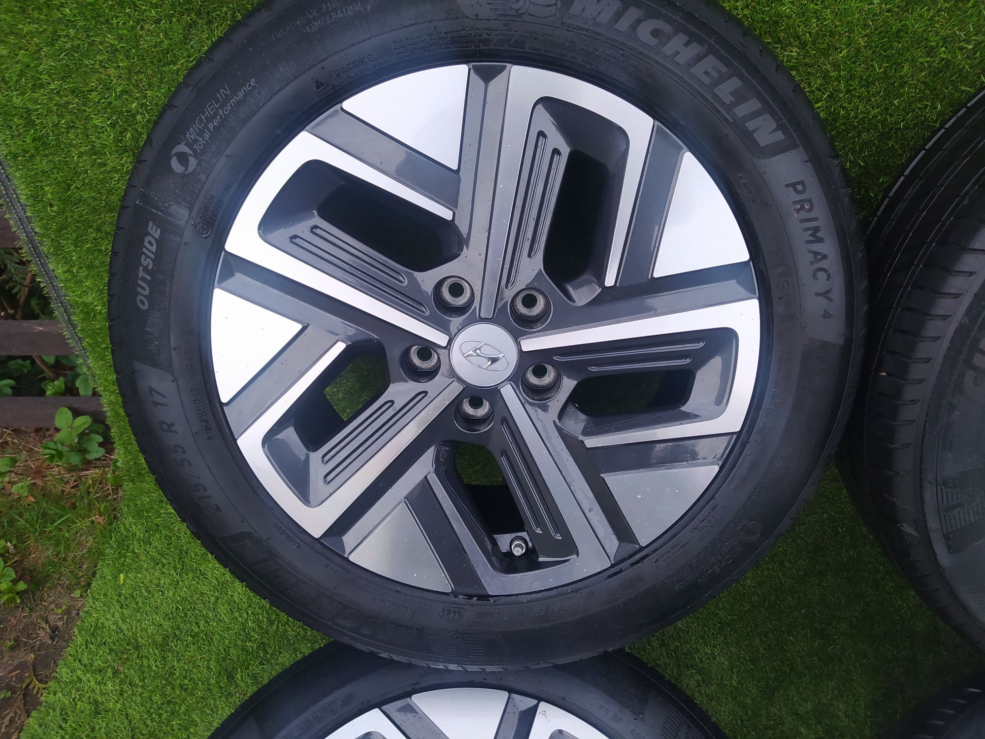 Felgi koła Hyundai KONA 215/55 R17 Lato J Nowe