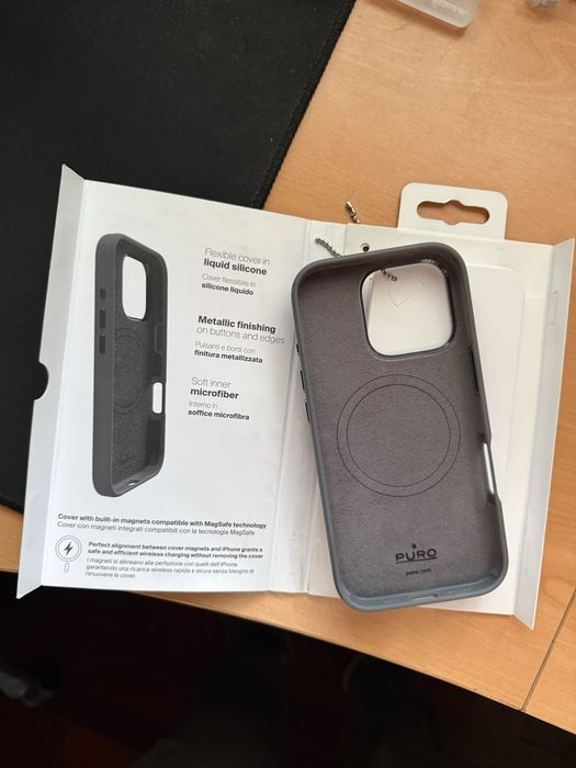 Capa para iPhone 16 Pro (MagSafe) da marca italiana PURO