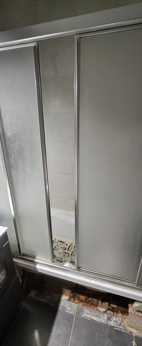 Vendo como novo resguardo de banheira