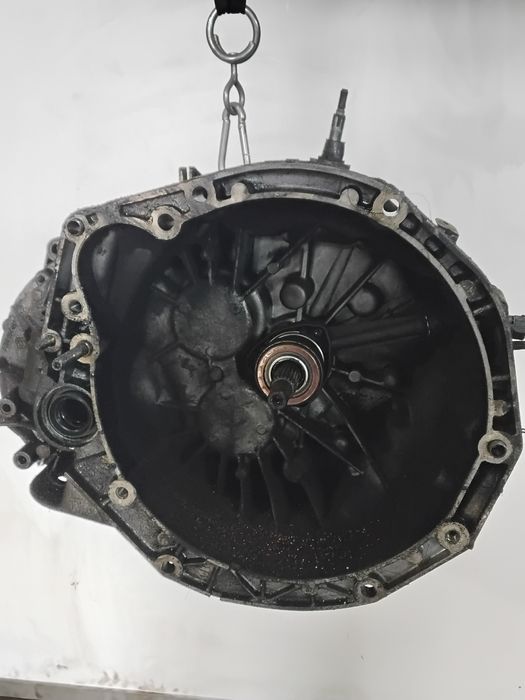 Caixa velocidades Renault trafic  2.0 dci 6 velocidade