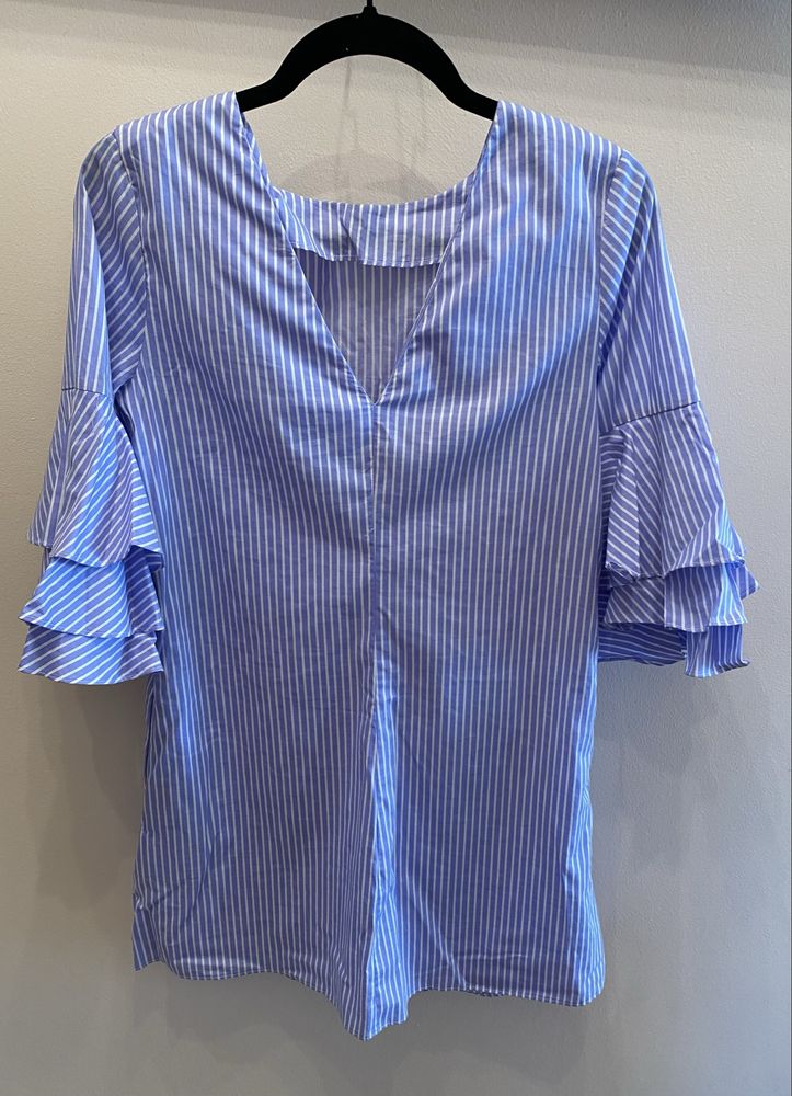 Zara сукня з цікавими рукавами.