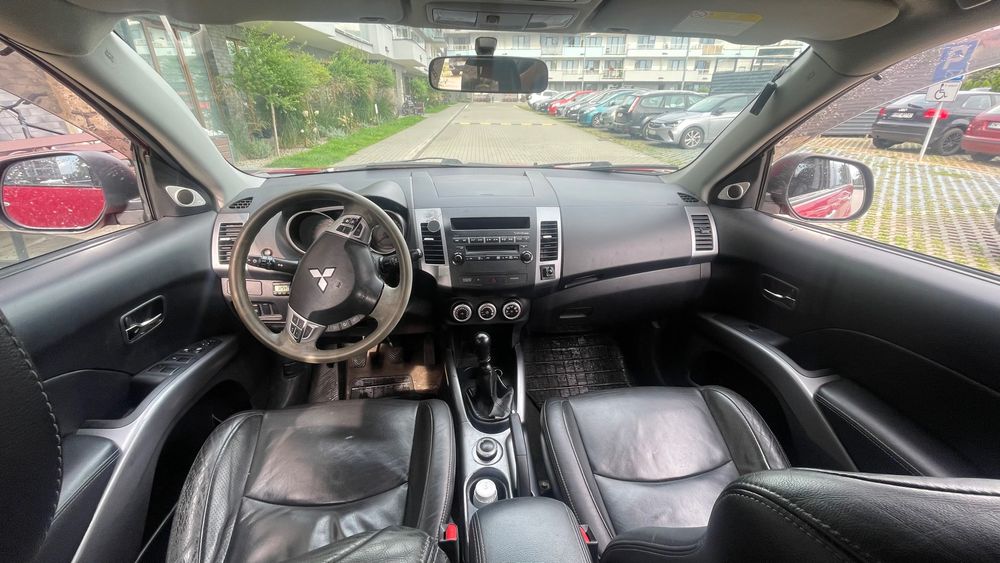Продам Mitsubishi Outlander 2.0 дизель 4х4