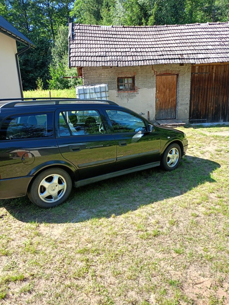 Sprzedam samochód