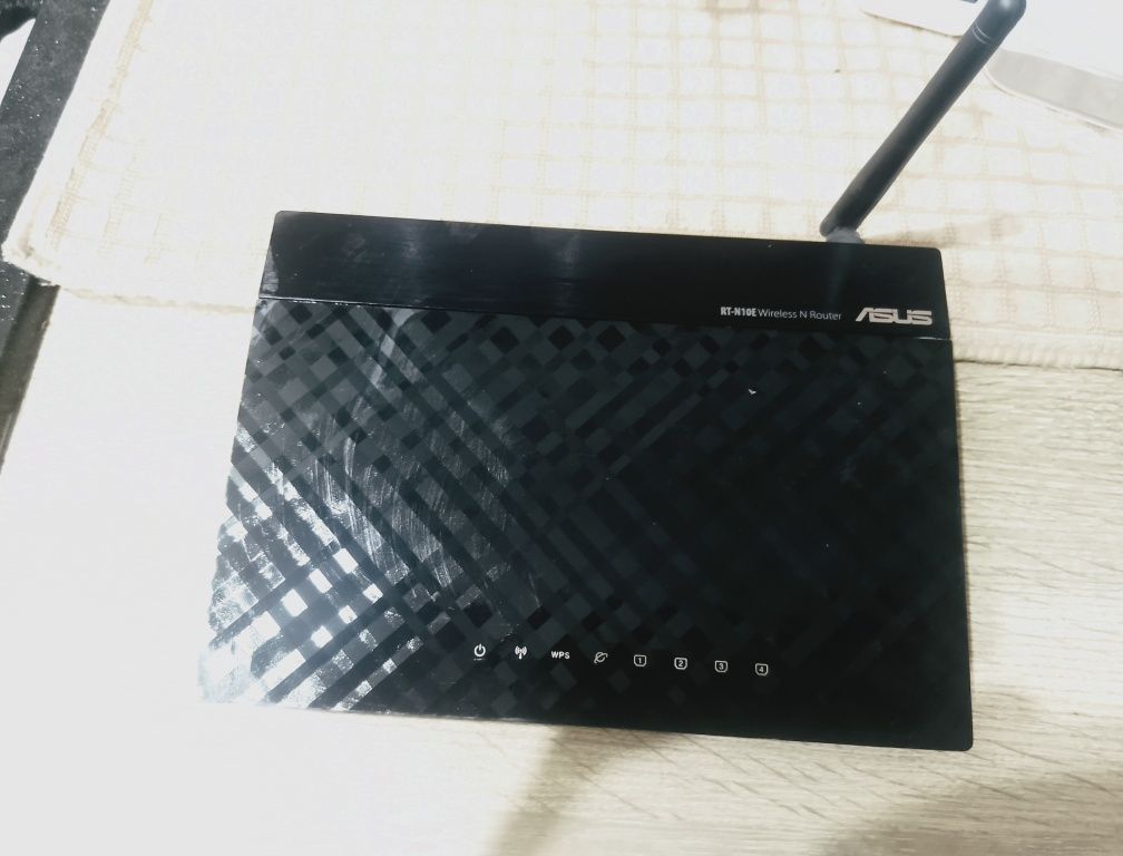 Wi Fi роутерAsus