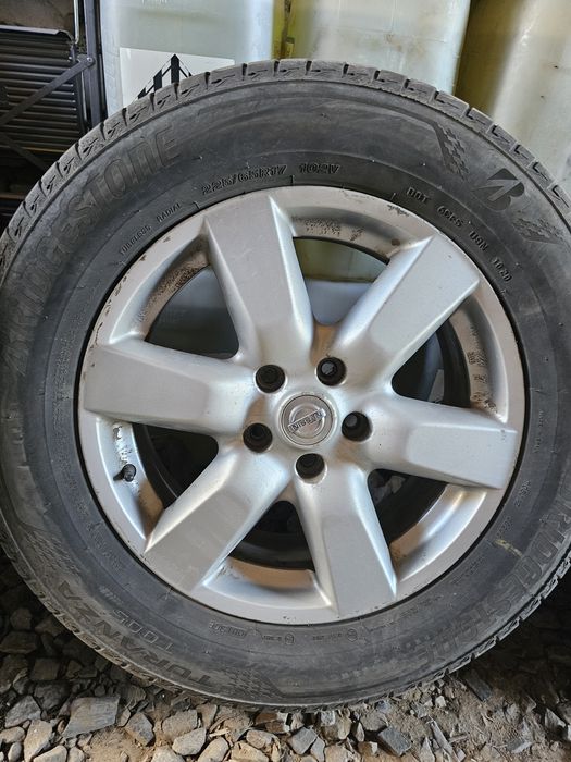 Диски колеса Nissan R17 дюймів 5x114.3