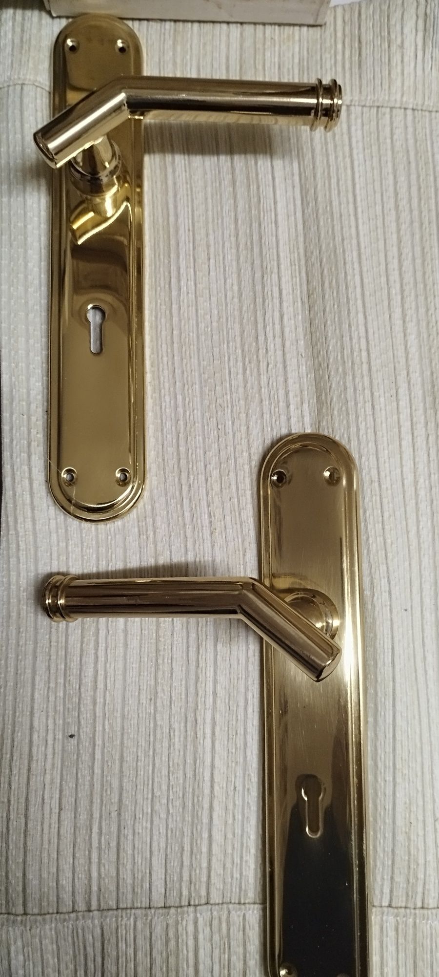 Puxadores de latão para porta interior 12€ cada puxador .