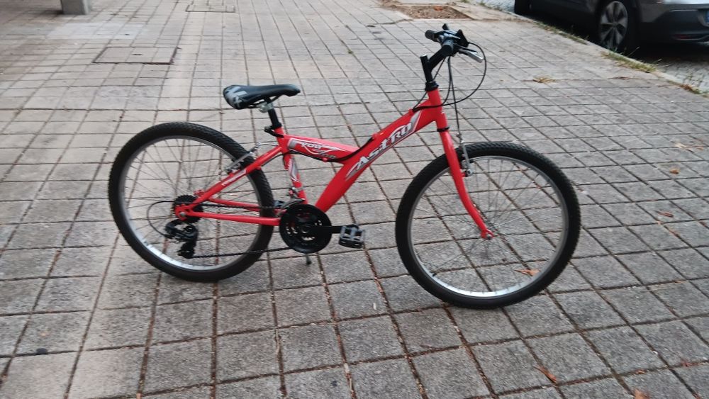 Bicicletas Astro roda 24 e 18 velocidades Shimano