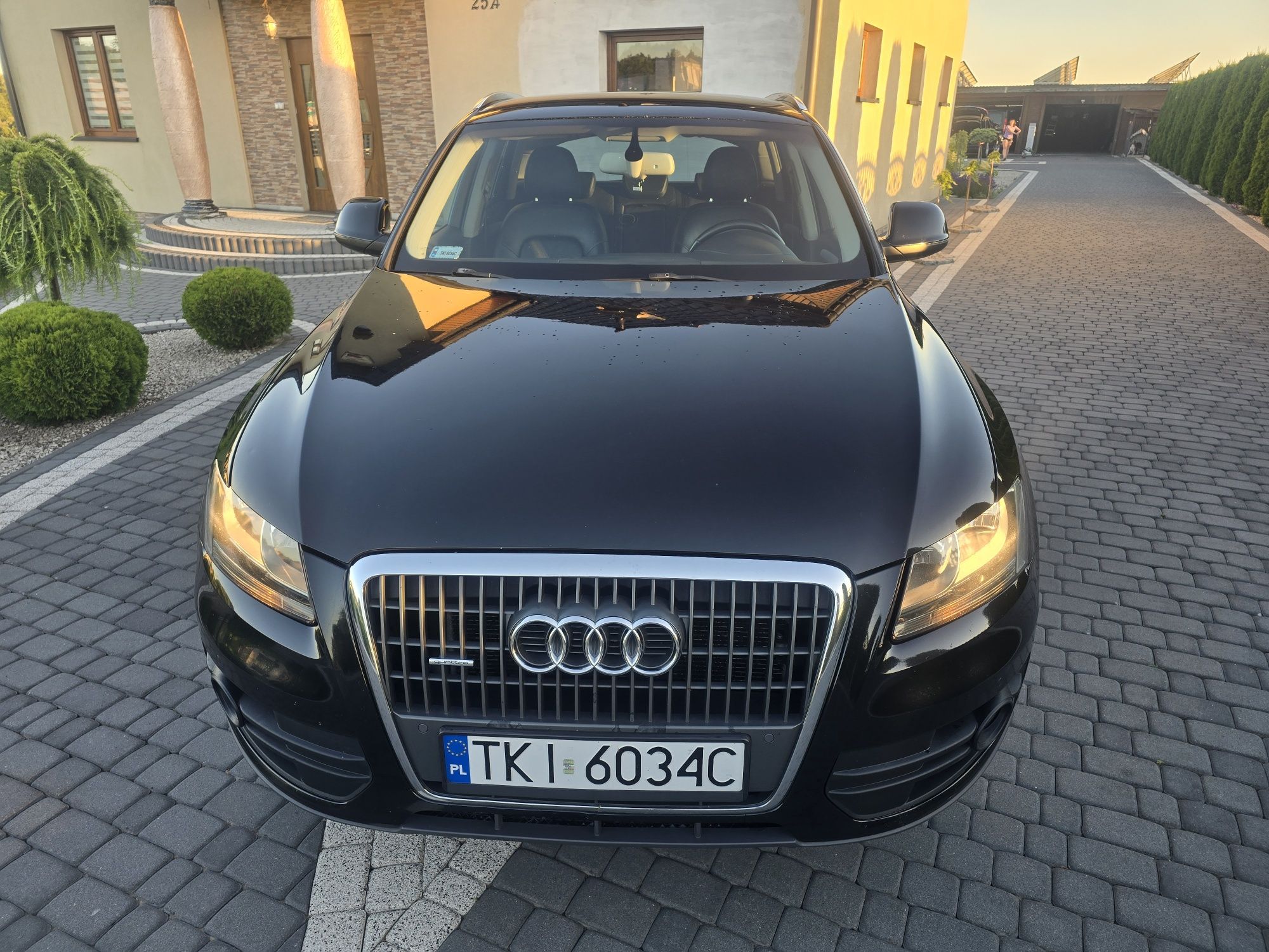 Audi q5 8r, 2009 rok, 2. 0 tdi, manual