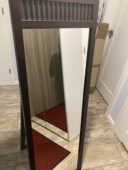 Duze lustro 53 x 160 wolnostojace