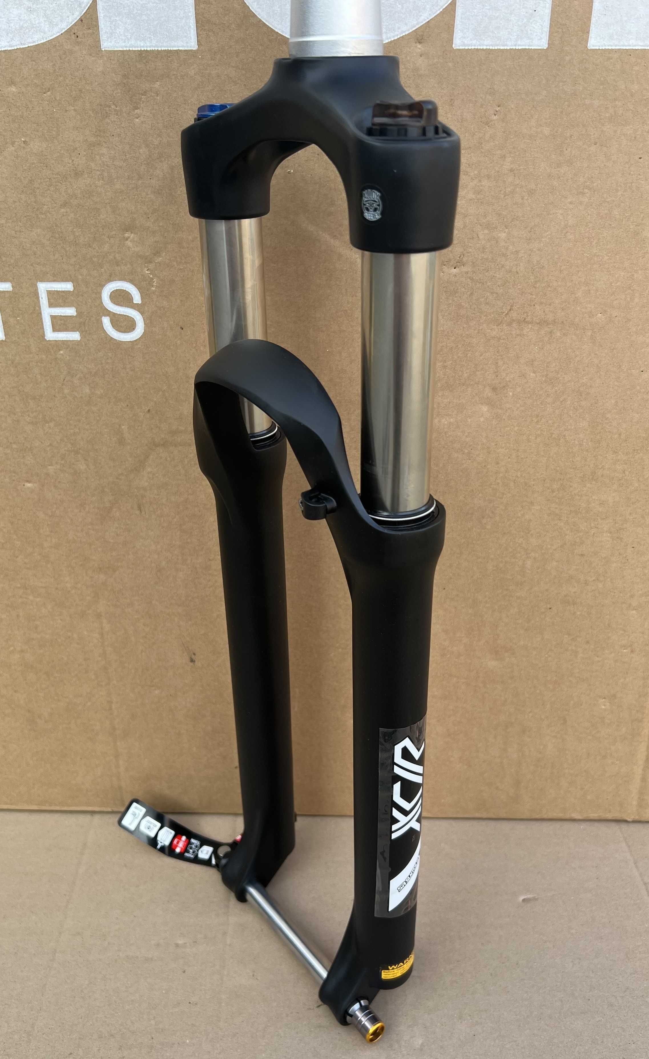 Amortyzator SR SUNTOUR XCR-LO Oś 100x15 Tapered widelec Blokada 29"