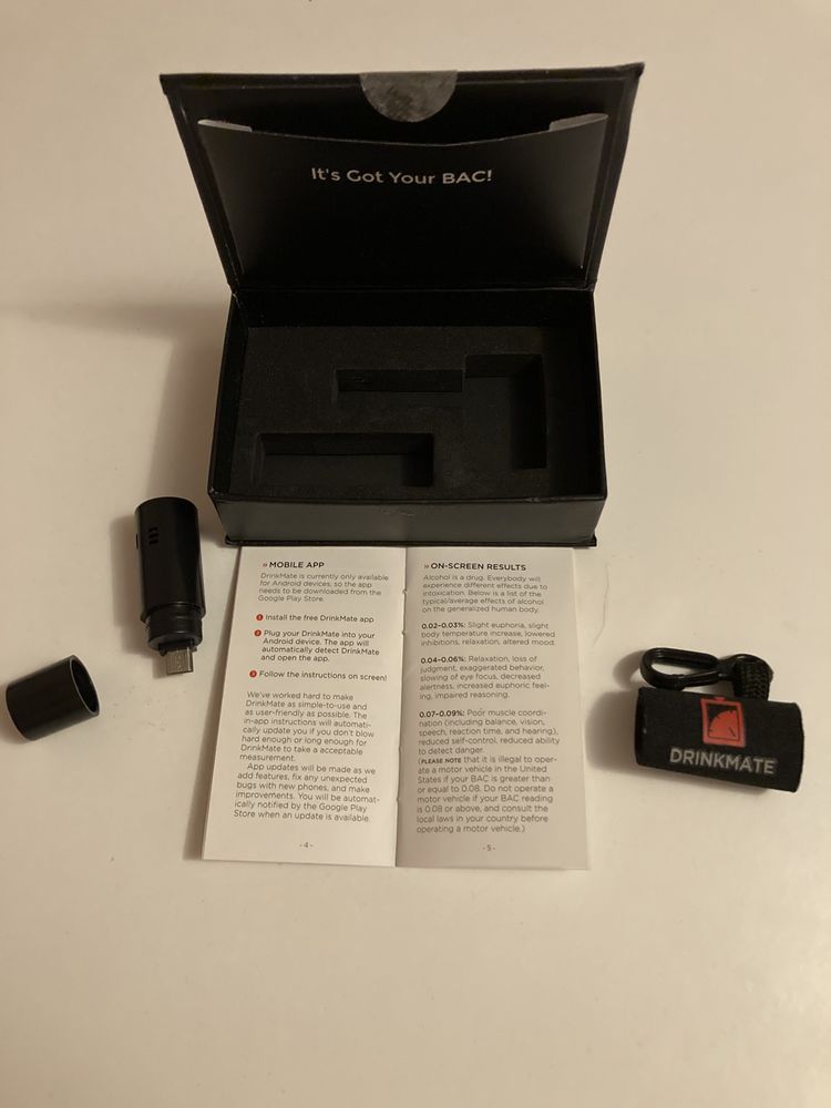 Alkomat pod usb do telefonu DrinkMate.