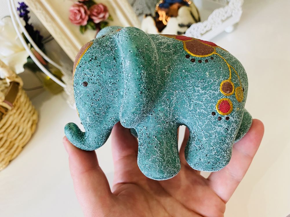 Слон, керамика с добавлением глиттера, роспись