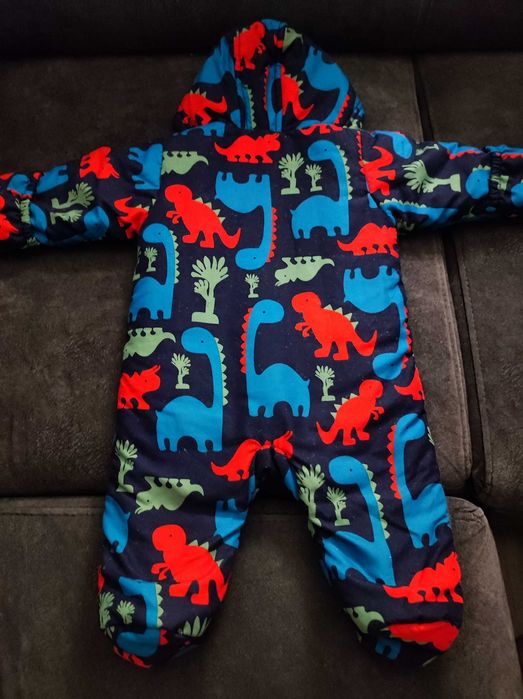 Kombinezon zimowy dinozaury Marks & Spencer