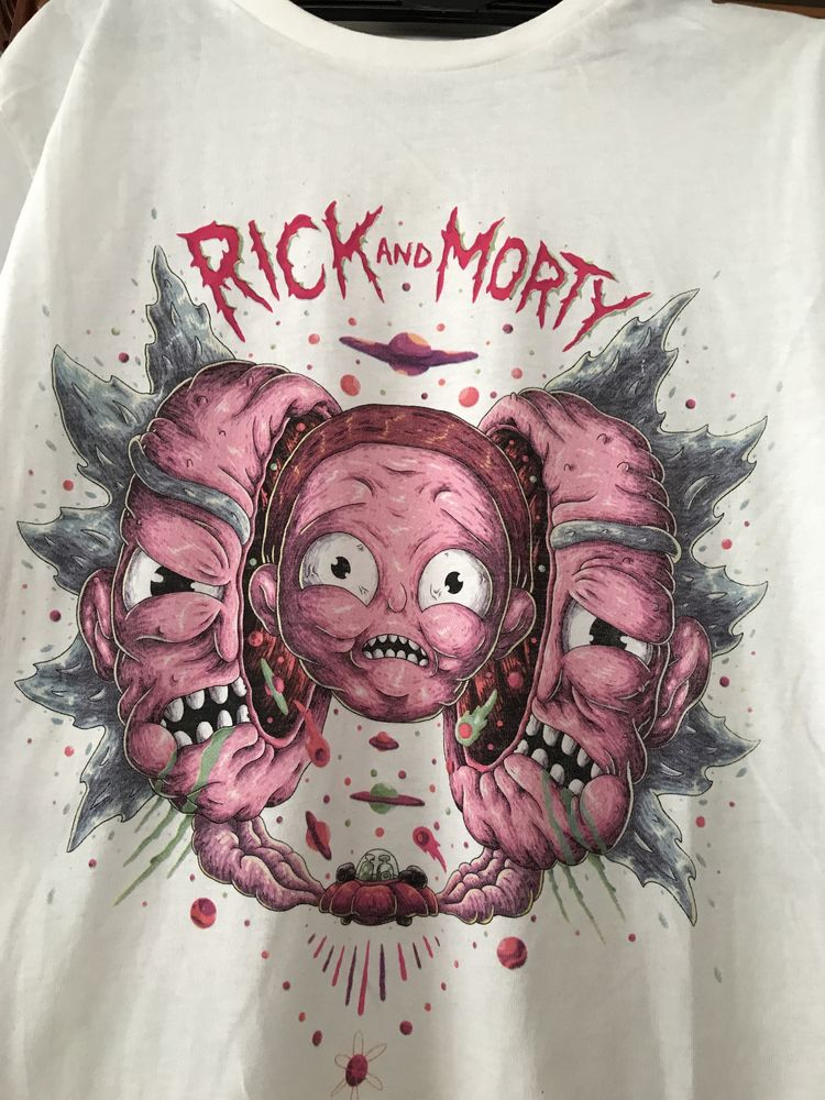футболка Rick and Morty