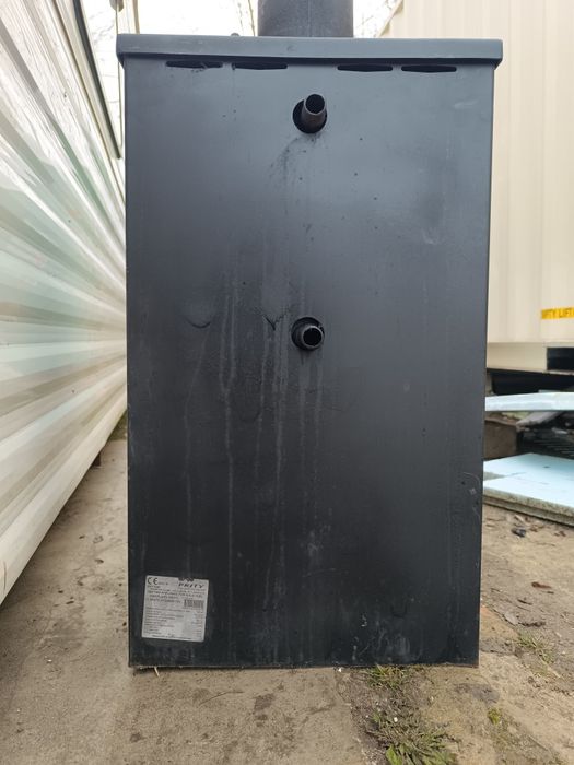 Piec koza kominkowy Prity z płaszczem wodnym