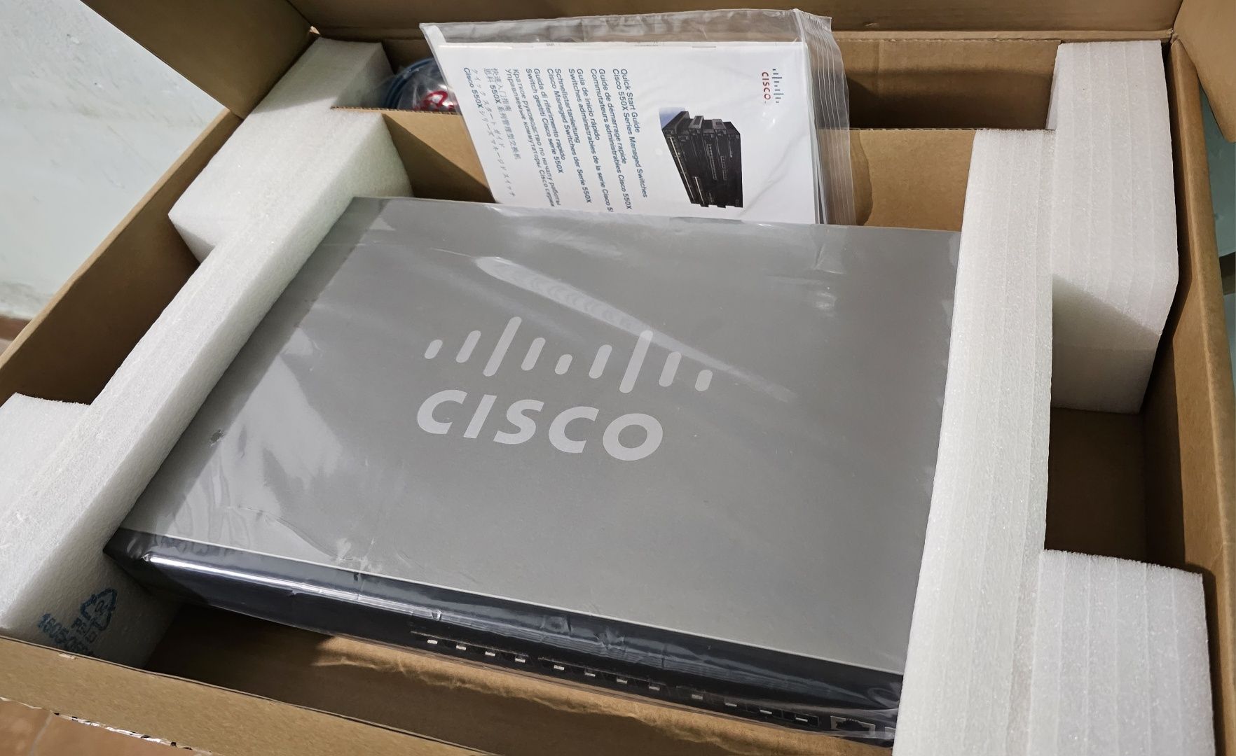 Комутатор Cisco SB SX550X-12F-K9 (SX550X-12F-K9-EU)