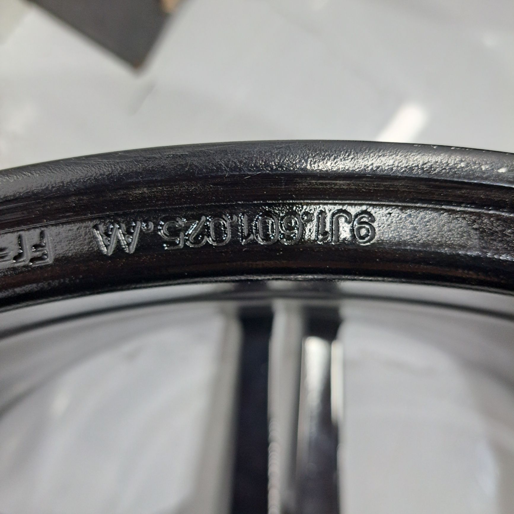 Jantes 21" Originais Porsche Taycan Turbo Mission E 5x130