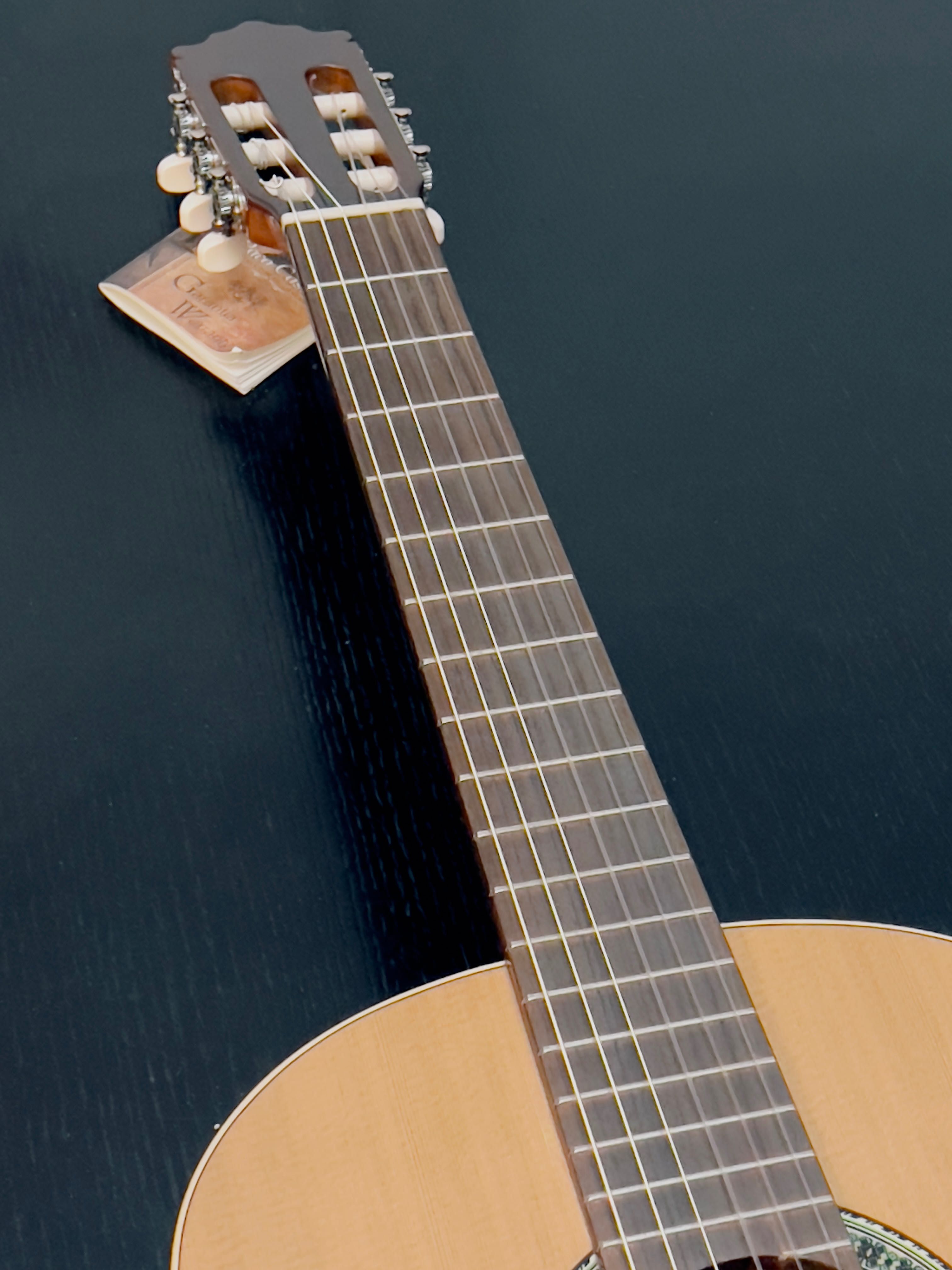 Guitarra Clássica Paco Castillo 201 + Saco Transporte