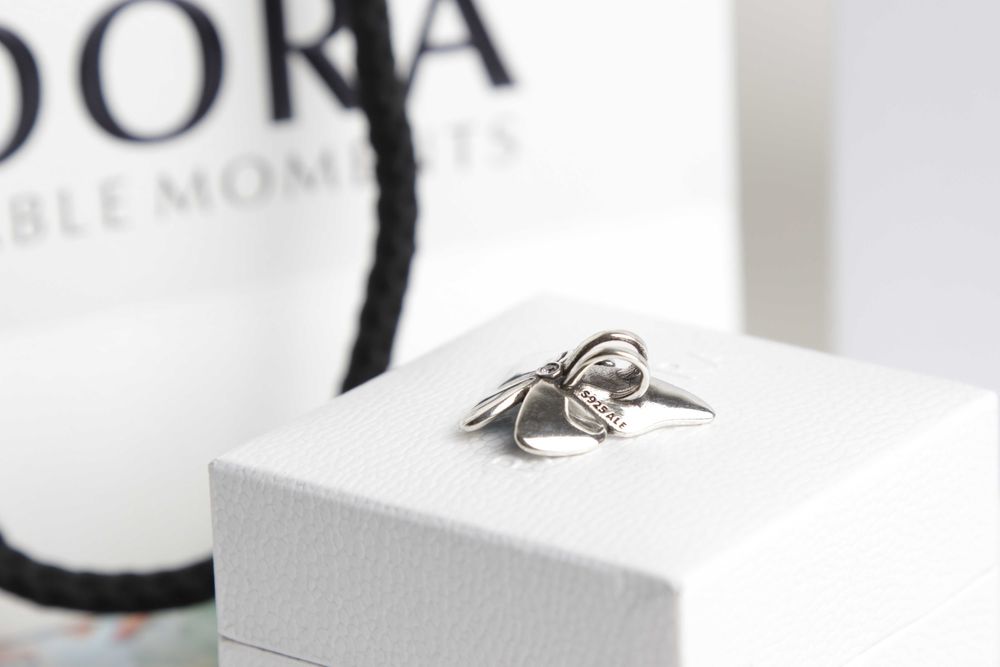 Намистина Pandora "Великий метелик" срібло s925