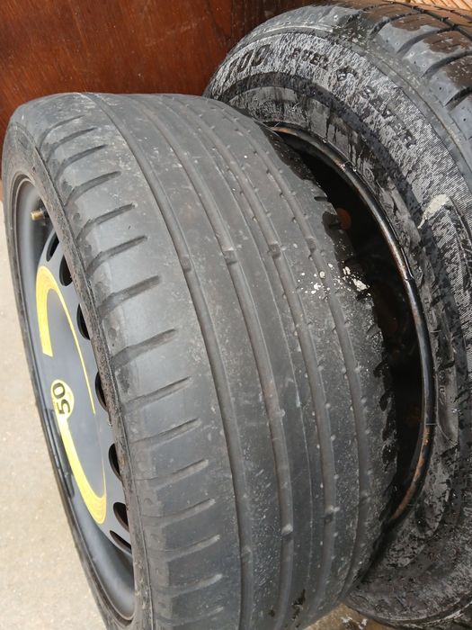 Pneu suplente 2 novos