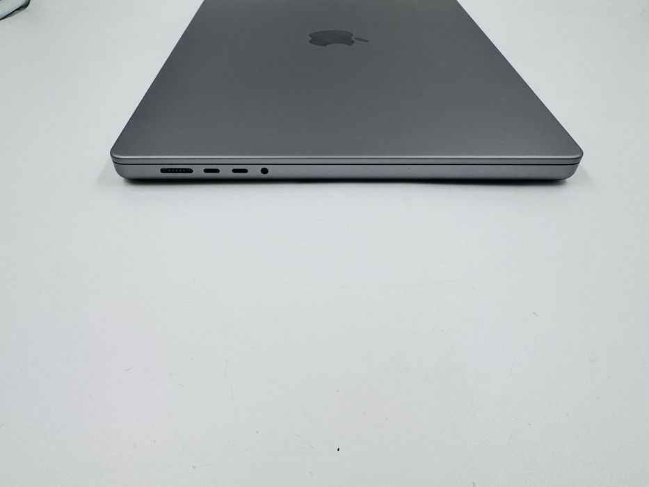 Apple Macbook Pro 16 2023 M2 Pro 12/19C 16GB RAM 512GB SSD IL6399