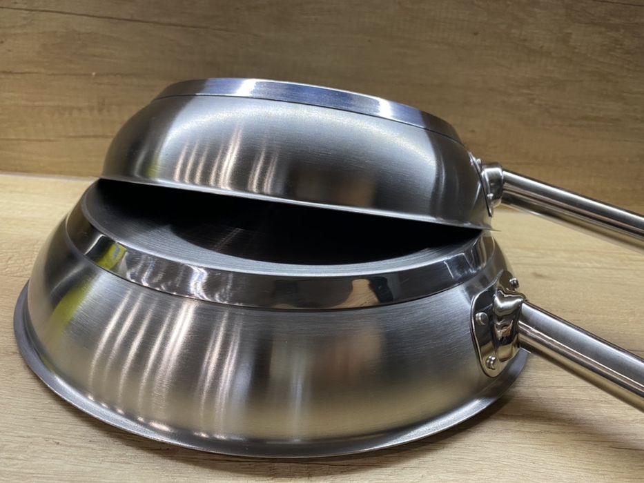 Сковорідка професійна з нержавійки, з тефлоновим покриттям,чорна сталь