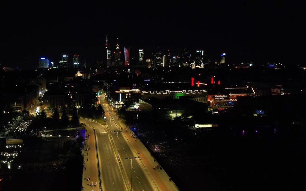DRON dronem usługi FILMY 4k ZDJĘCIA WIDEO eventy nieruchomości działki