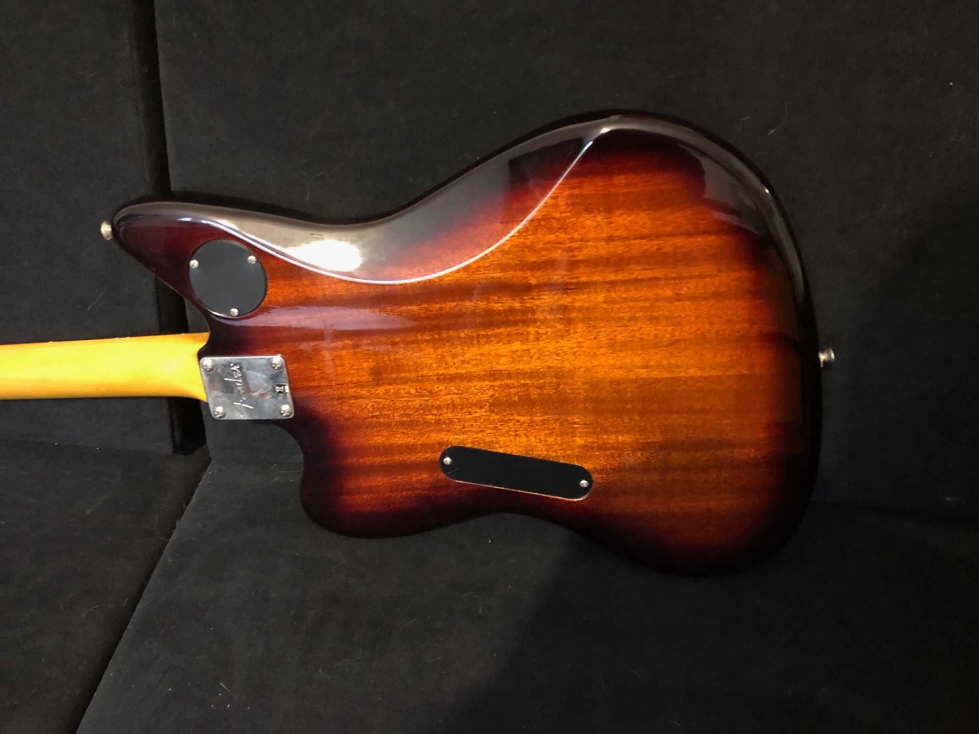 Fender Modern Player Jaguar 2012